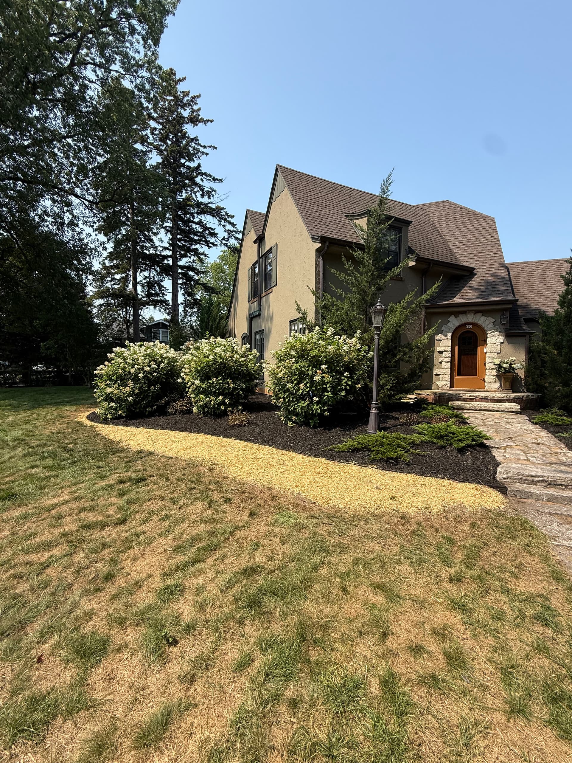 Gallery photos for Full Property Softscape Overhaul on a Neighborhood Landmark Home: Image #5