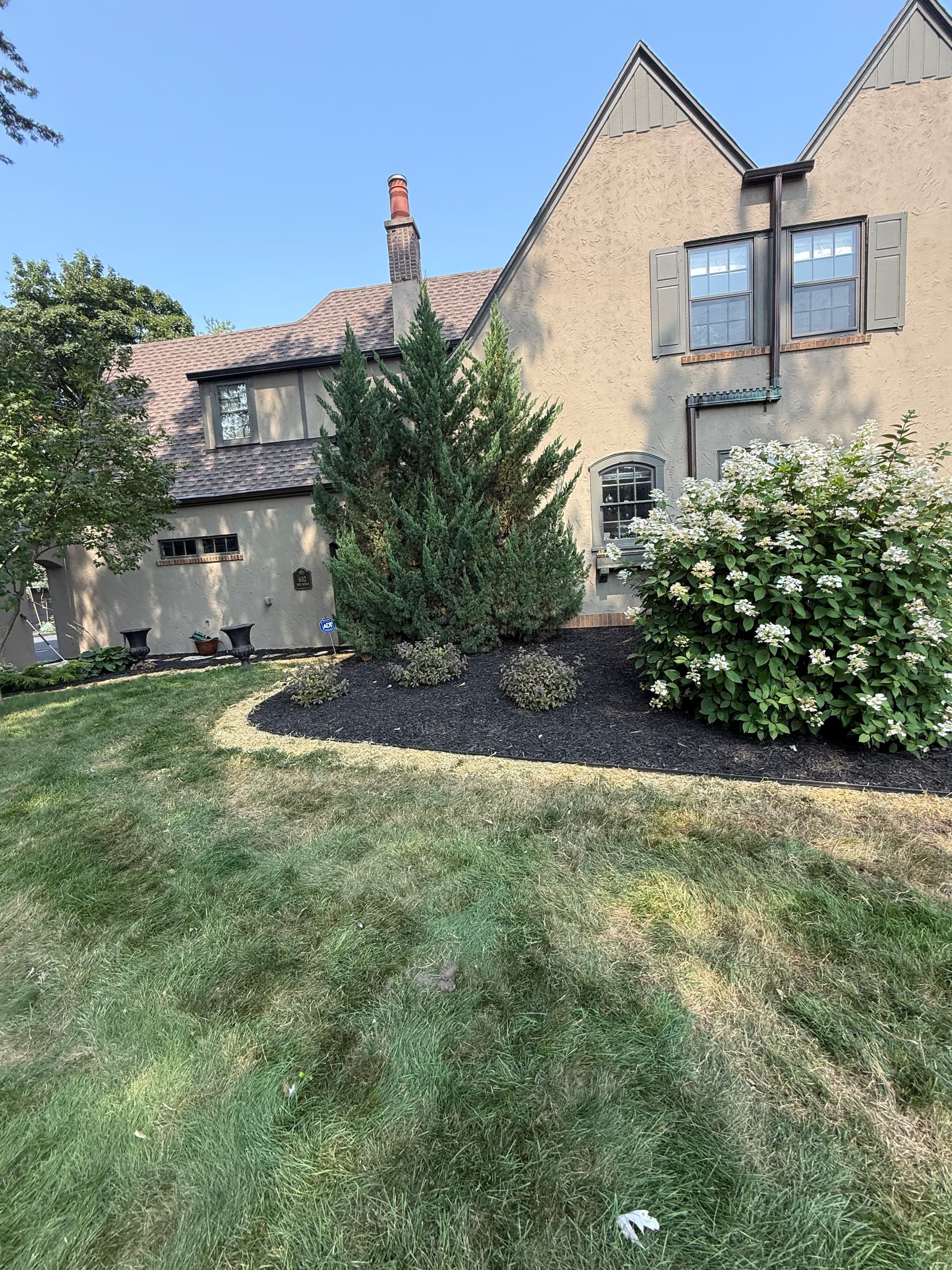 Gallery photos for Full Property Softscape Overhaul on a Neighborhood Landmark Home: Image #1