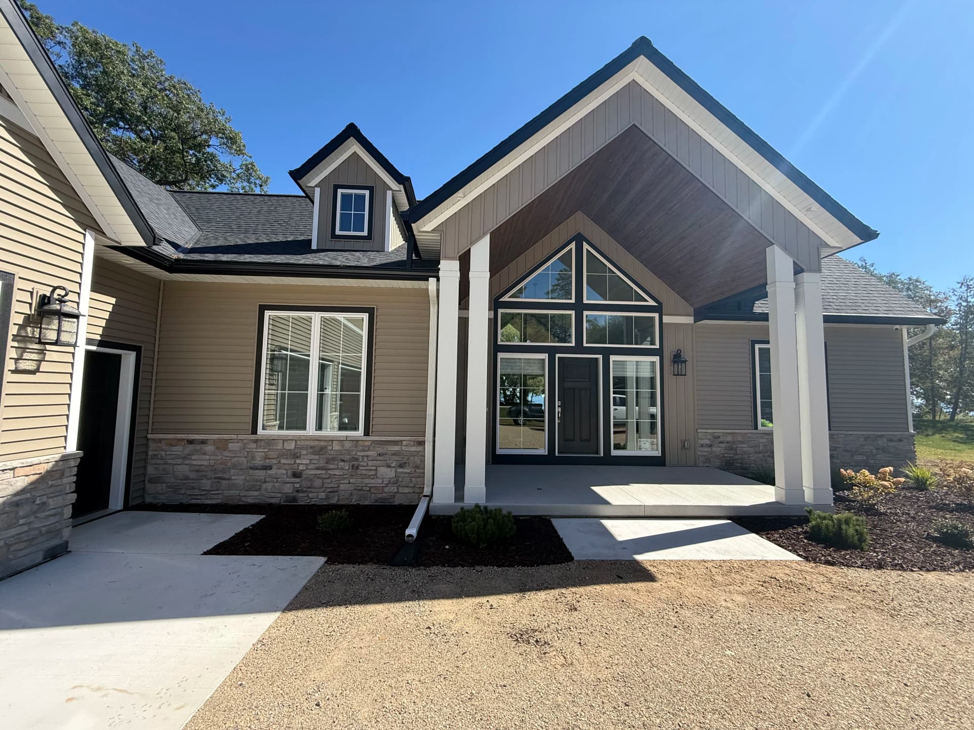 Gallery photos for New Build Landscape Design and Install Done Right: Image #4